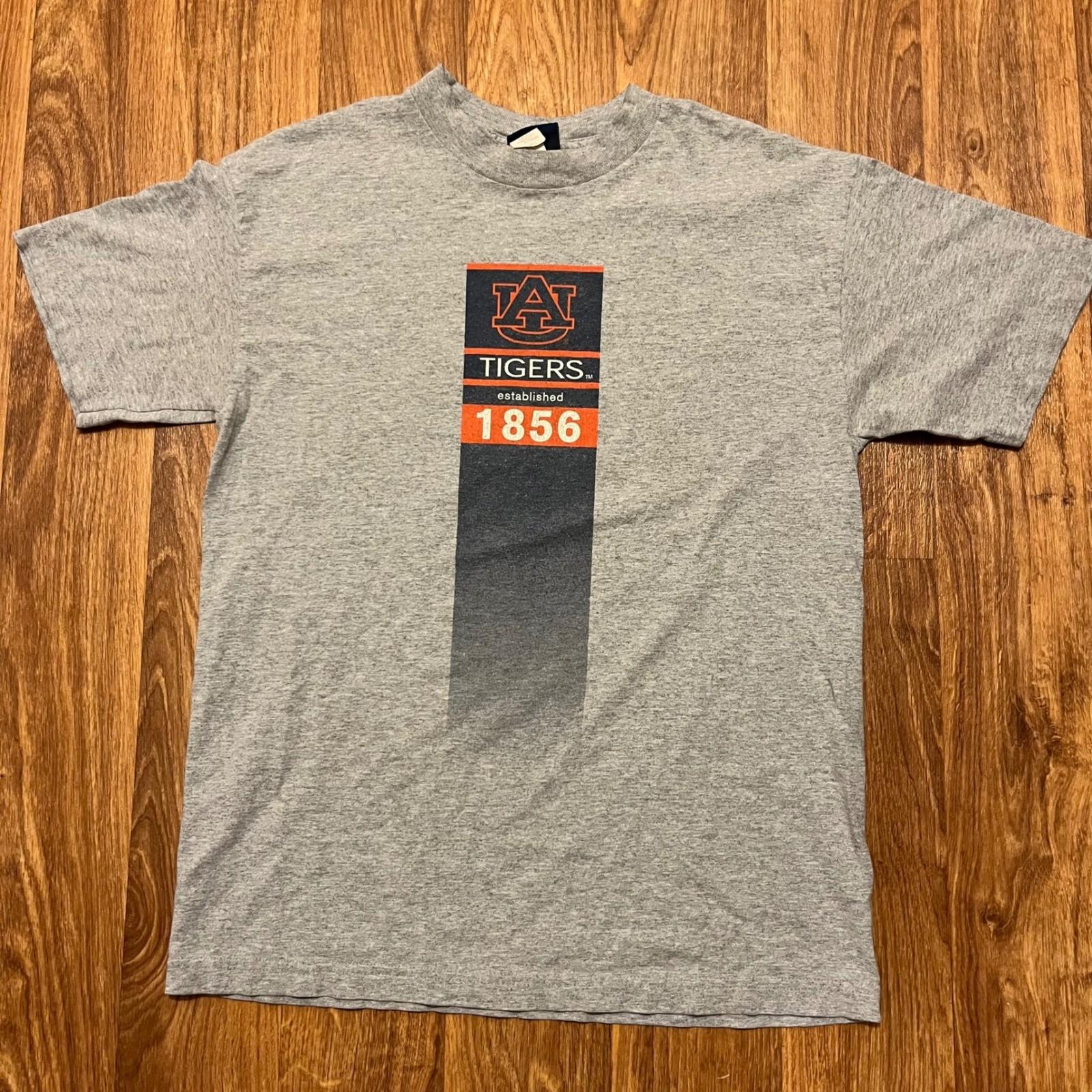Vintage Auburn Tigers Shirt Men Small Gray NCAA 1856 Graphic Short Sleeve Tee S