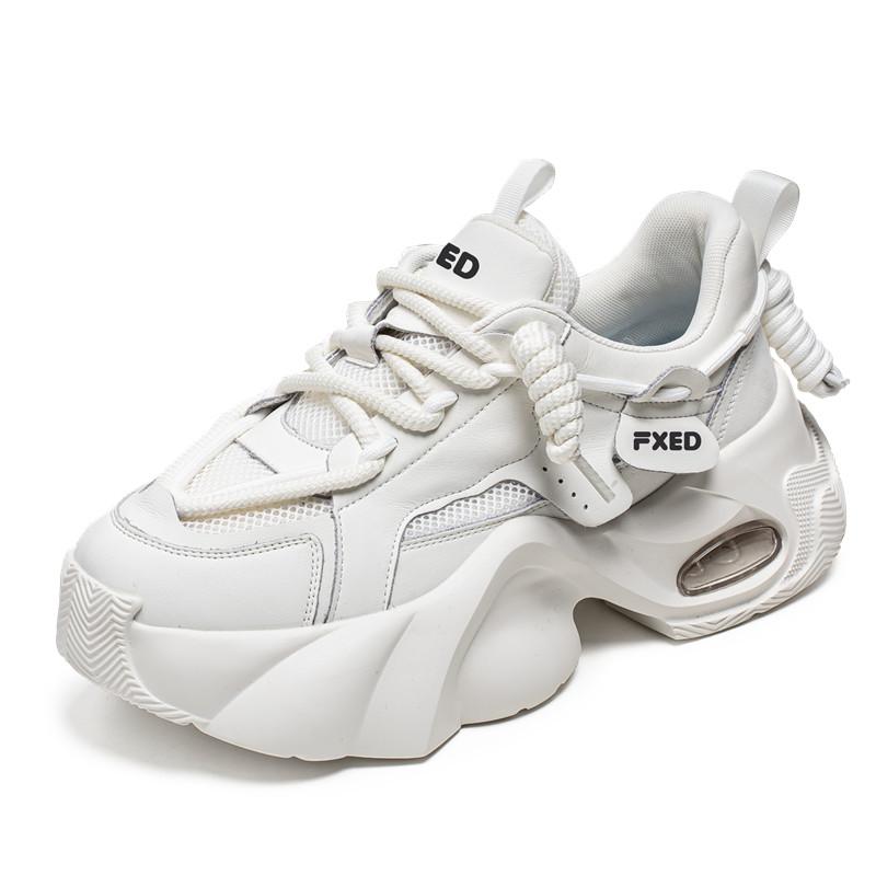 Fashion Luxury Men's White Casual Sneakers Comfortable Platform Shoes Men Designer Height Increasing Sneakers Men Casual Sports Shoes