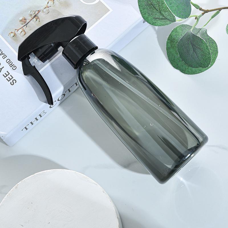 Air Pressure Plastic Watering Pot for Garden and Cleaning, Small Atomizing Sprayer.