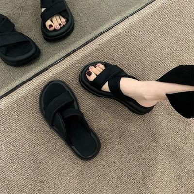 High-value Cool Slippers for Women To Wear In Summer, New Muffin Thick Bottom To Increase the Height of the Beach