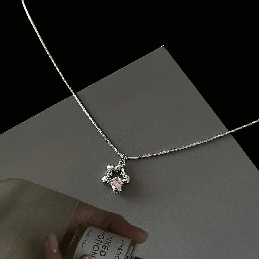 Trendy Korean Thin Chain Pendant Necklace - Elegant & Versatile Fashion Design for Women