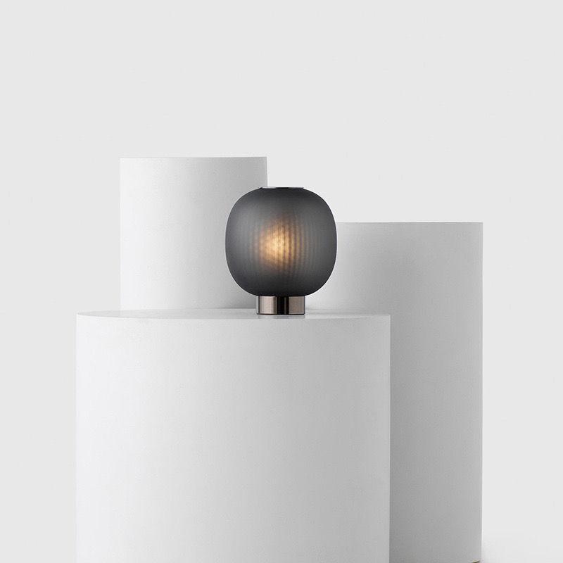 Modern Minimalist Bedside Desk Lamp NordicLuxury Designer Art Glass Hotel Model Room Living Room Bedroom LED Floor Lamp Luster