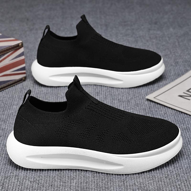 New summer breathable fly-woven mesh lightweight soft-soled casual socks and shoes