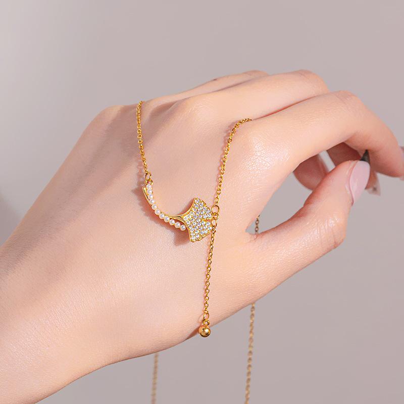 Korean Luxury Pearl Ginkgo Leaf Tassel Pendant Necklace with Micro-Pave Diamonds