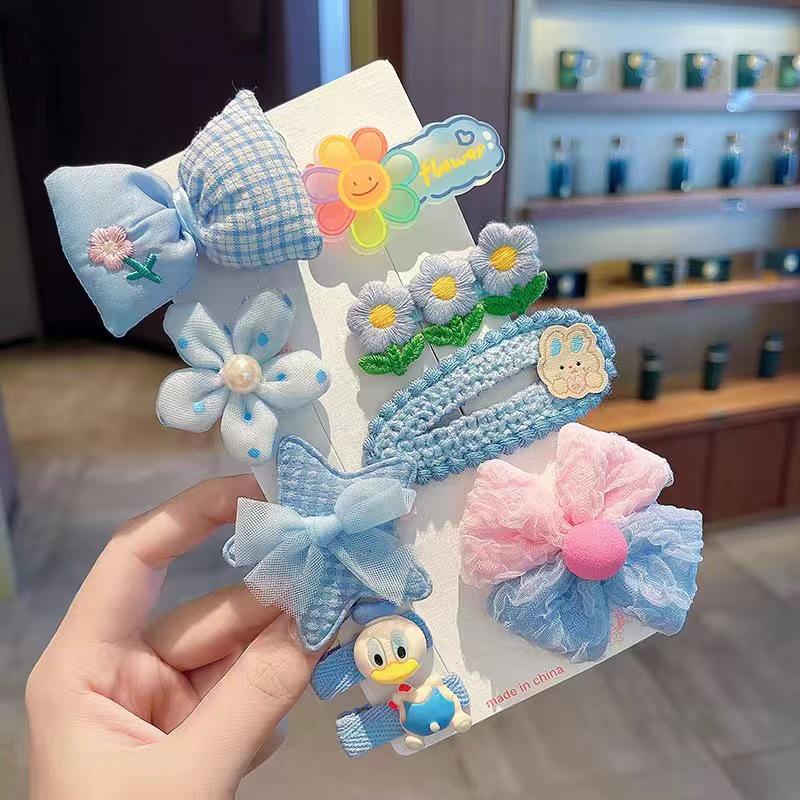 Autumn & Winter Plush Bear Hair Accessories: Cute Milk Coffee Wool Flower Butterfly Hairpin for Children