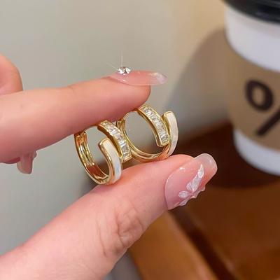Brincos de Camada Dupla Gota de Óleo de Concha Branca Brincos Doces de Luxo Leve High-end Cobre Zircônia Novos Brincos para Mulheres