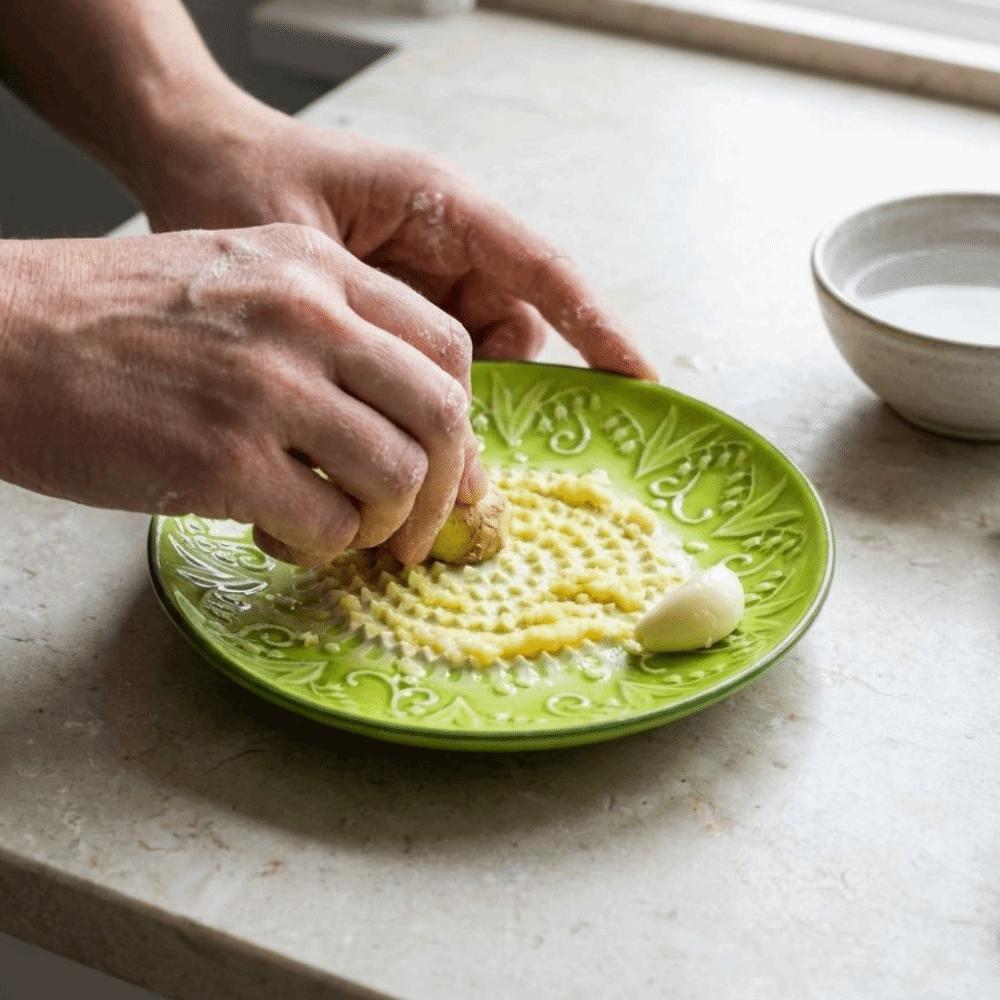 Raised Teeth Ceramic Grater Plate Colorful Embossed Manual Garlic Masher Household Use