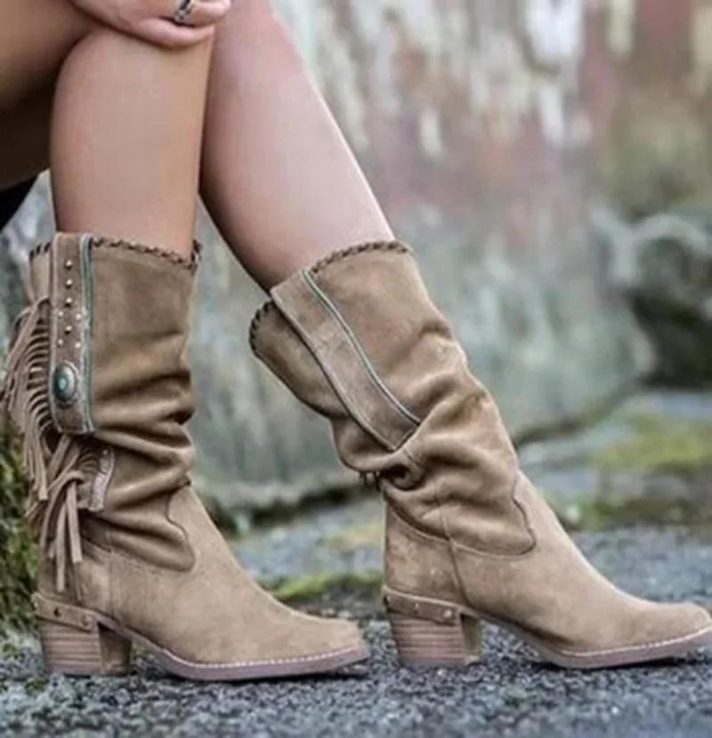 Böhmische Mid-Calf-Stiefel Damen Neu 2026 Winter Ethnische Nieten Quaste Stiefel Frau Kunstwildleder Spitze Dicke Ferse Schuh Stiefelletten Damen