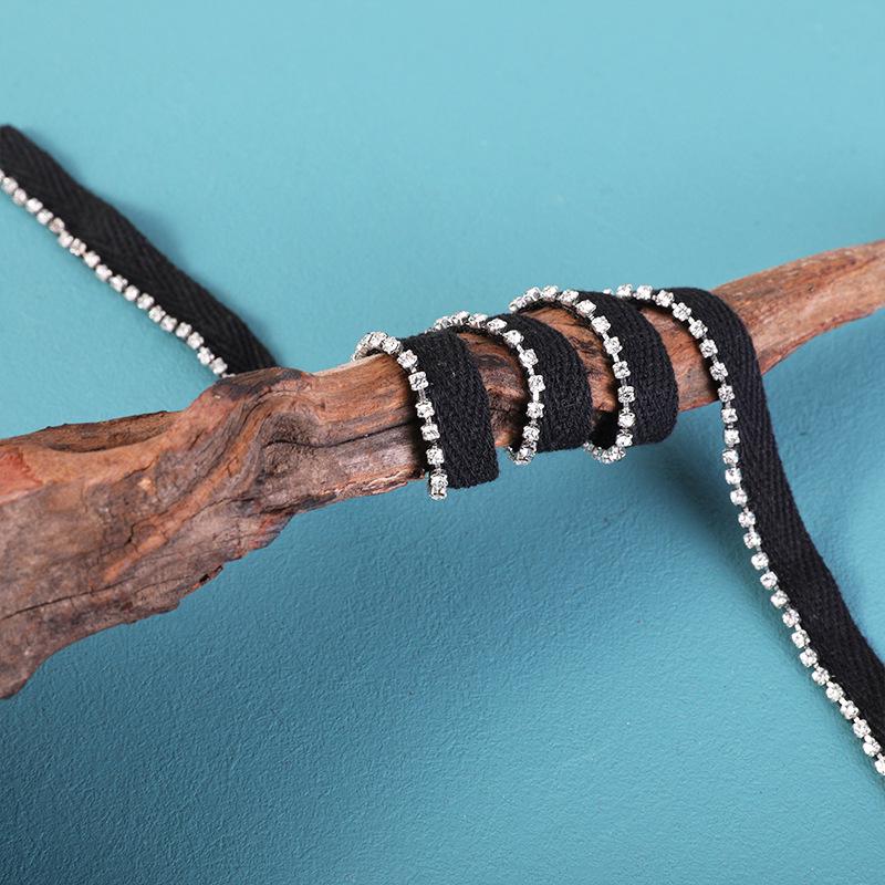 Handmade Fragrance-Style Beaded Collar Edge with Anti-Hook Rhinestone Strips for DIY Clothing