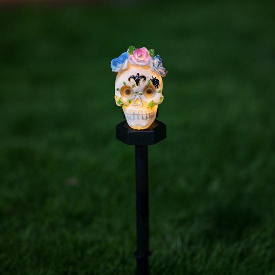 Solar Pumpkin Light Halloween Pathway Light Jack-O-Lantern Stake Outdoor Waterproof Skull Light with Stake for Yard Lawn Decoration