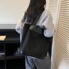 Large Capacity Casual Bag Women's New Simple Personalized Suede Handbag Niche Messenger Bag