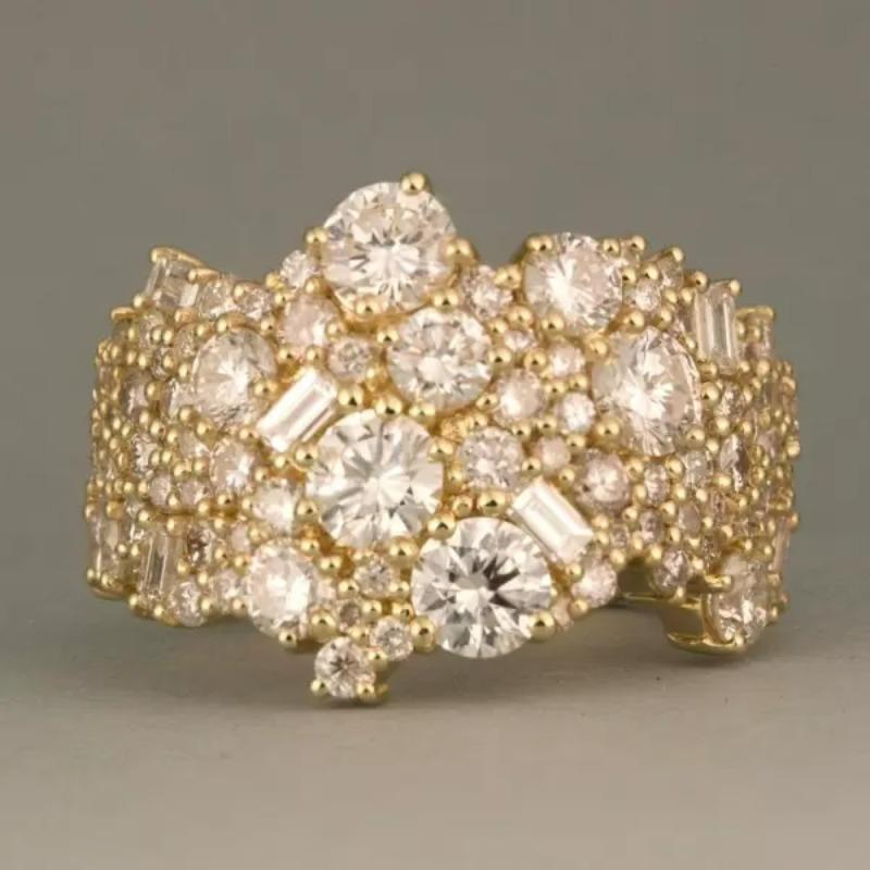 Dazzling Inlaid White CZ Women's Ring Trendy Gold Color Geometry Daily Wear Party Jewelry Anniversary Gift