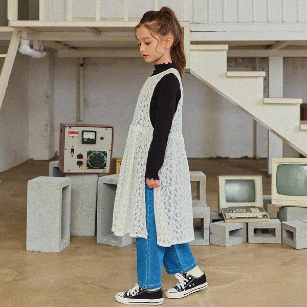  Olivan  Flower Point Dress  White 