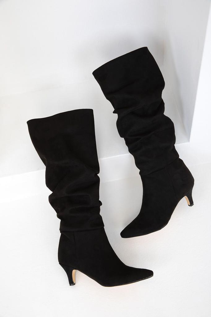 Moderne, stilvolle Modestiefel für Damen, Stiefel aus Kunstleder, Wildleder, schwarze Wildlederstiefel