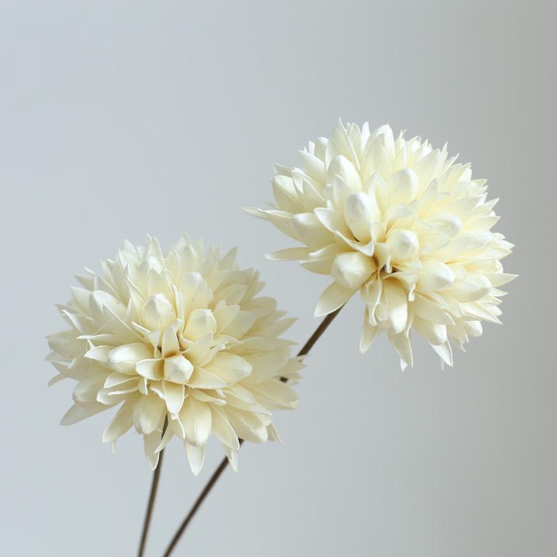 Yunnan Dried & Immortal Flowers Bouquet: Baby's Breath, Roses, Forget-Me-Nots for Home & Homestay Decor