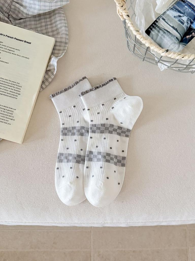 Spring and Summer Children's Thin Style Breathable Cartoon Embroidery Short Tube Socks - Cotton Cute Embroidery Socks