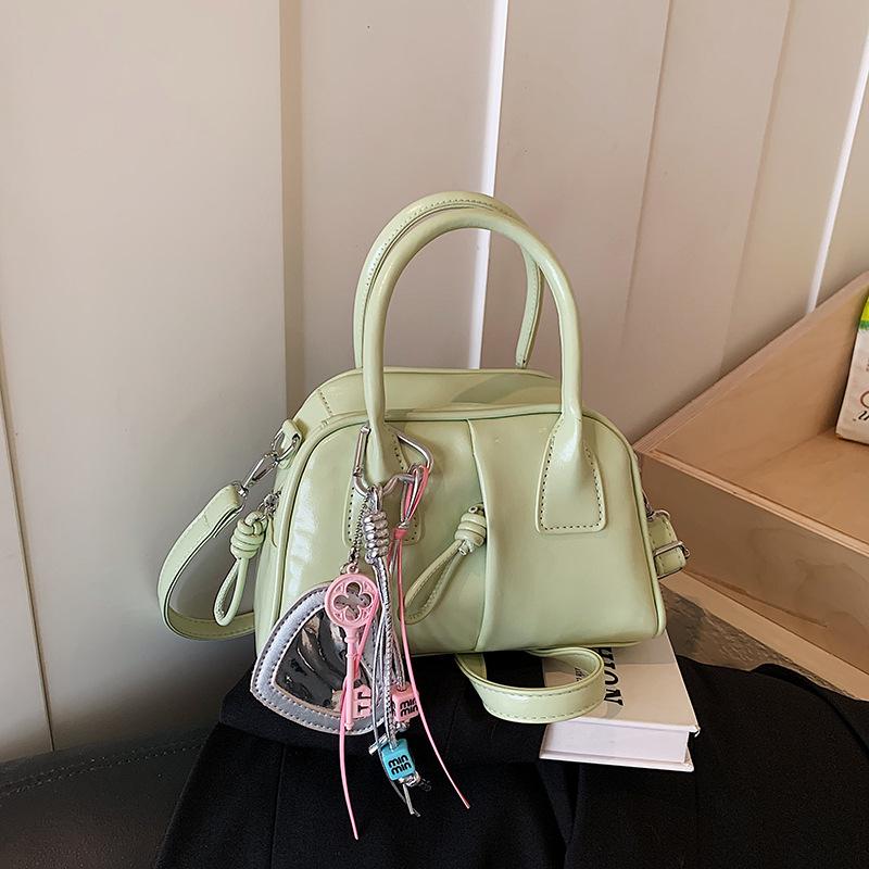 Spring and summer popular popular small bag women's new fashion versatile messenger bag super fire portable pillow bag