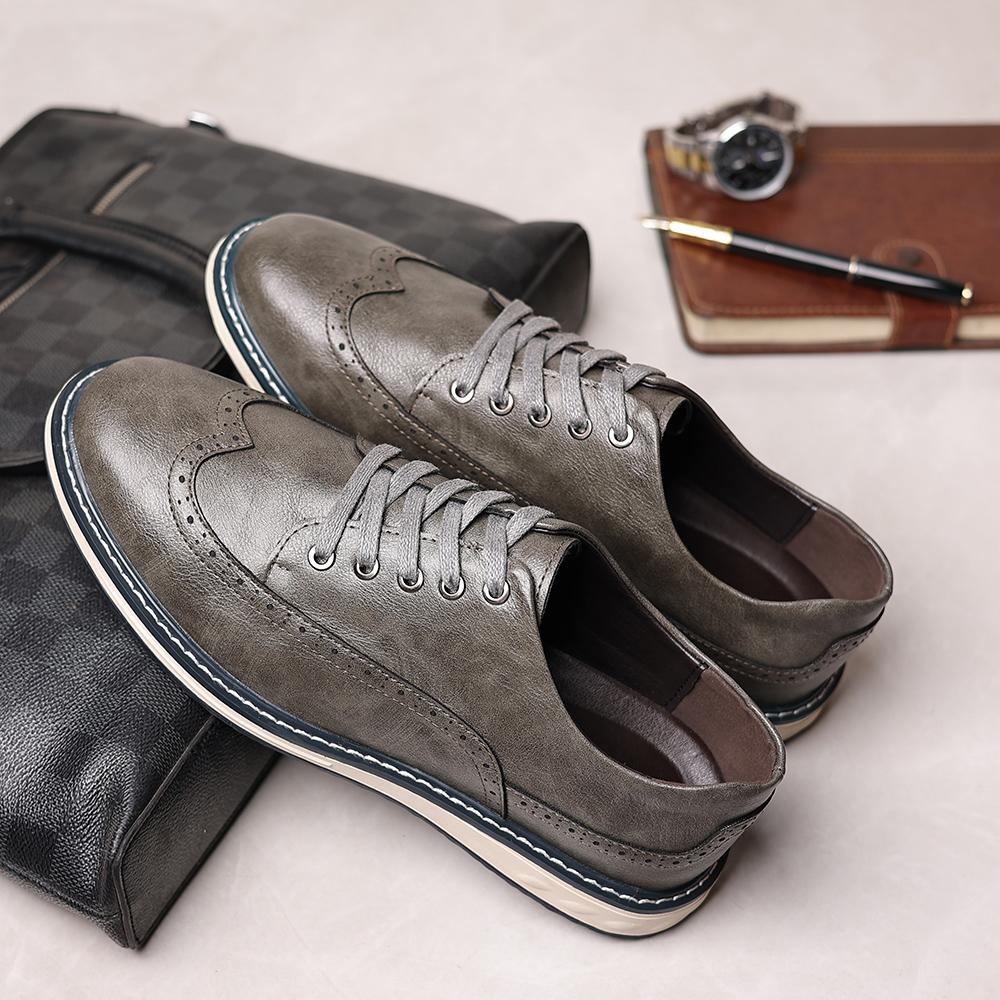 Fashion Professional Oxford Shoes Men Fashion Leather Casual Shoes New Arrival Man Business Formal Footwear Classic Brogue Shoe Sneakers