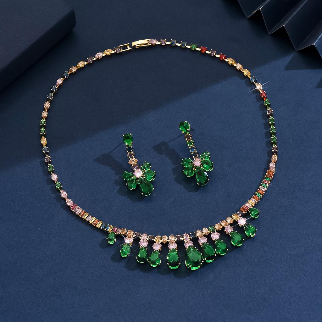 3-teiliges Damenmode Zirkon Grün Wassertropfen Halskette Ohrringe und Zirkon Set, Geeignet für Hochzeit, Party und Festivalgeschenke