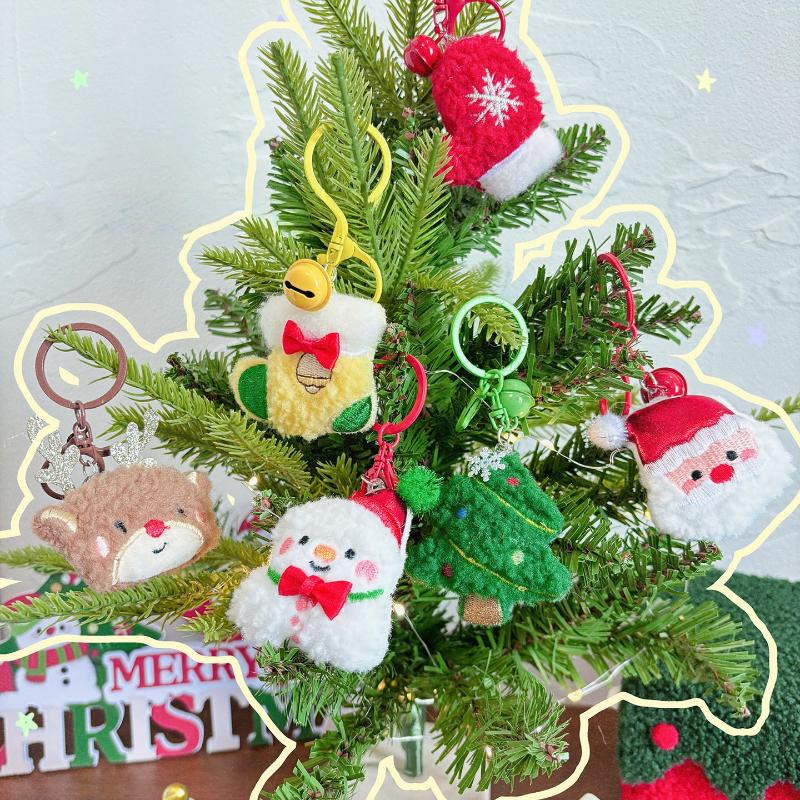 Cute Christmas Plush Doll Keychain Cartoon Santa Claus Snowman Christmas Tree Backpack Pendant Decorative Accessories Gift