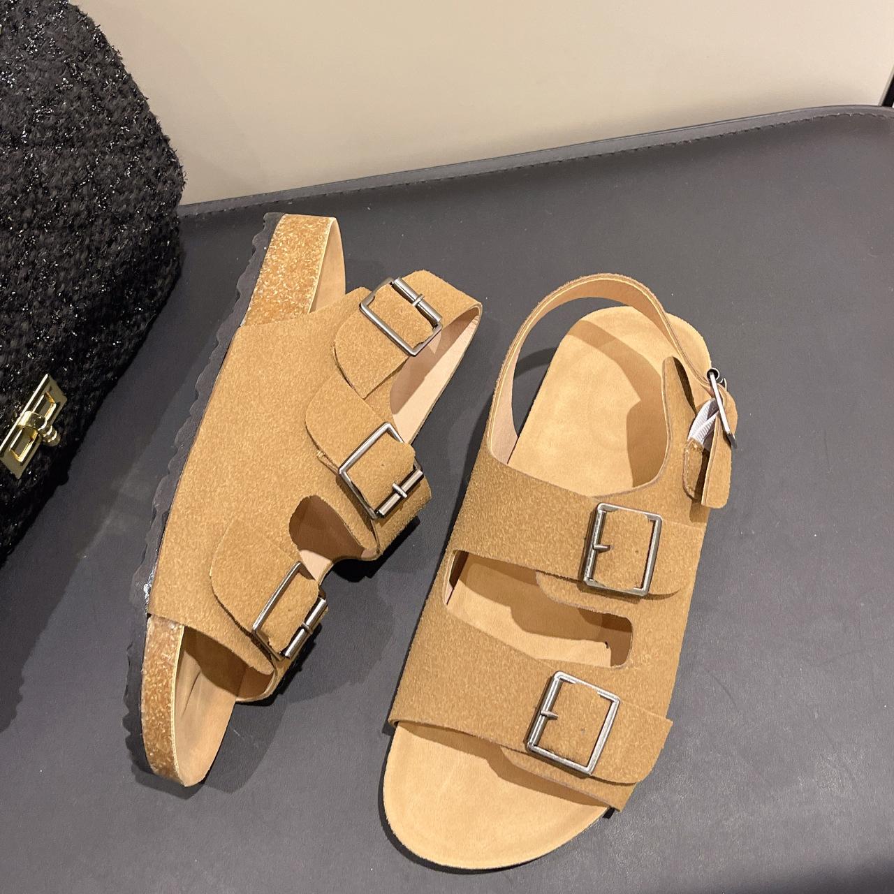 

Fashion 2025 New Summer Women Vintage Matte Platform Sandals Open Toe Flat Beach Shoes With Metal Buckle Strap Casual Anti-slip Footwear 40