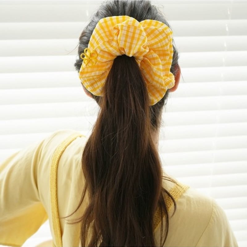 Dana Burton Open Petal Check Scrunchie