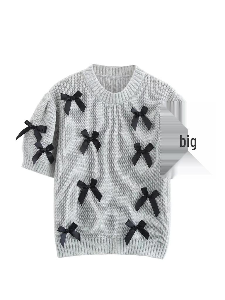 Dámský ležérní svetr s kulatým výstřihem a krátkým rukávem s mašlí, jednobarevný, jaro/léto 2025