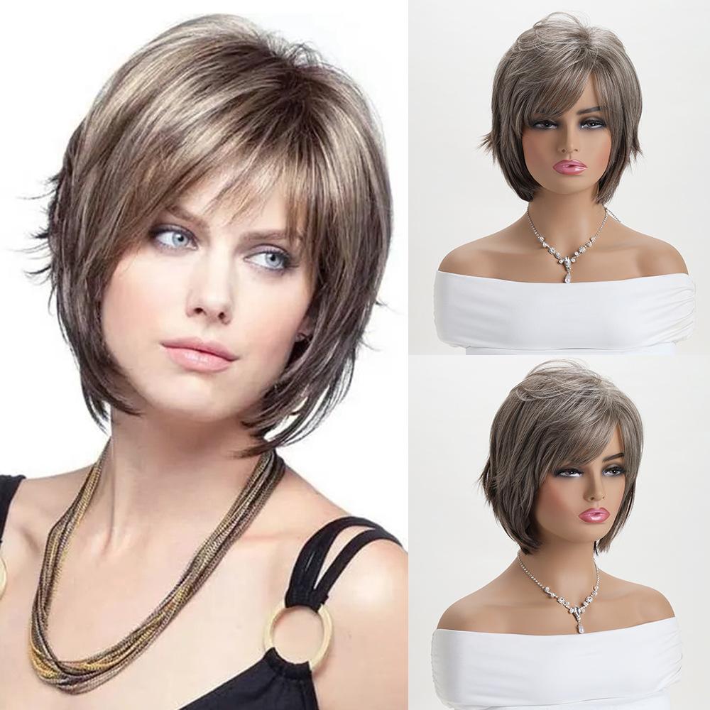 Parrucche Sintetiche Corte Nere Ondulate da Donna Stiloso Capelli Misti Biondo Castano Stratificati con Frangia per Uso Quotidiano Festa Costume Fibra Resistente al Calore