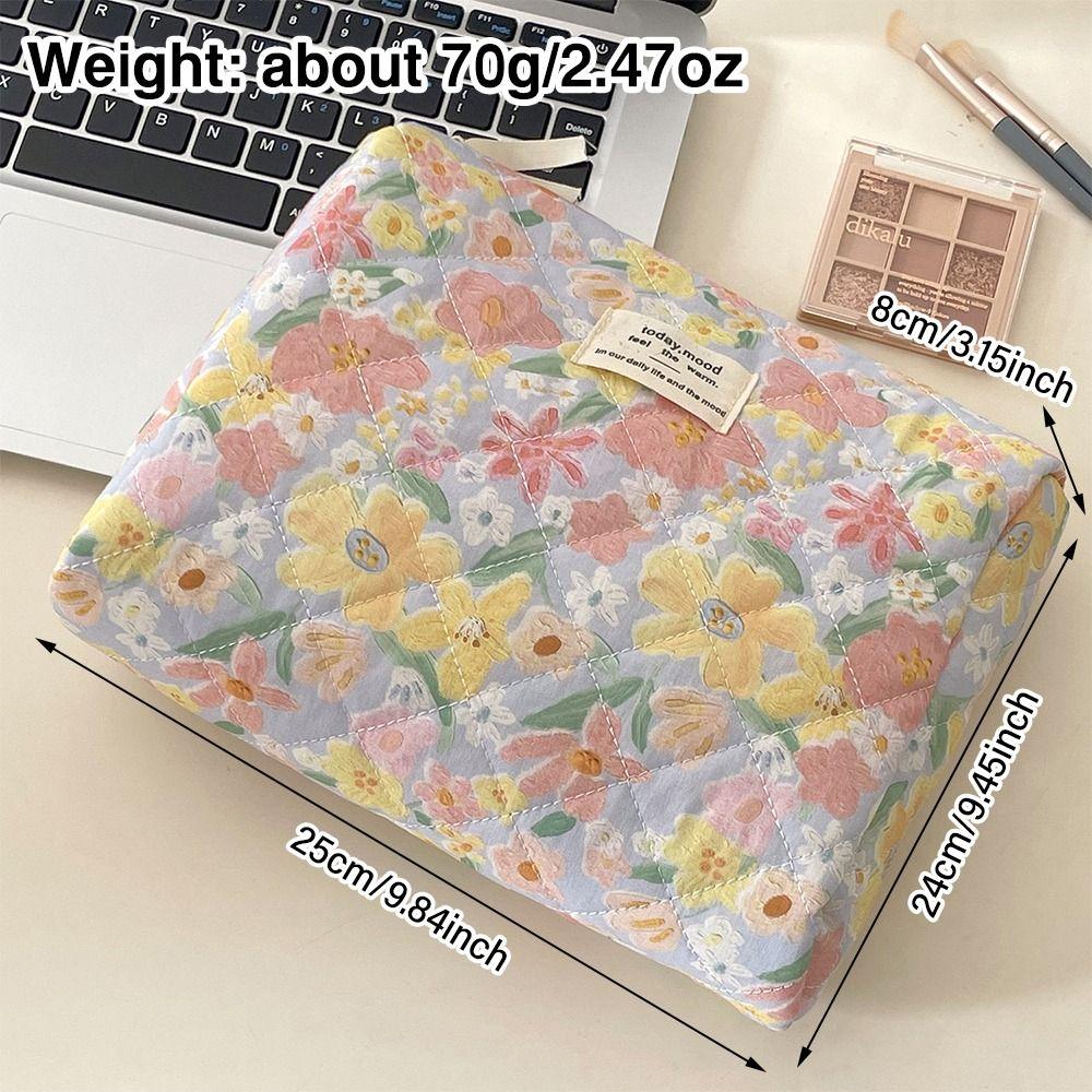 Vintage Flower Quilted Makeup Bag Coquette Organizer Bag Cute Floral Cosmetic Bag  for Women Girls