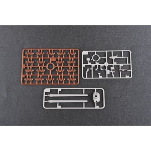 Trumpeter 1/35 Soviet Army T-10 Heavy Tank Plastic Model