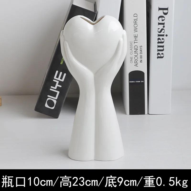 Heart shaped vase Ceramic vase art Home decoration accessories Modern hydroponic flower arrangement Valentine's Day gift