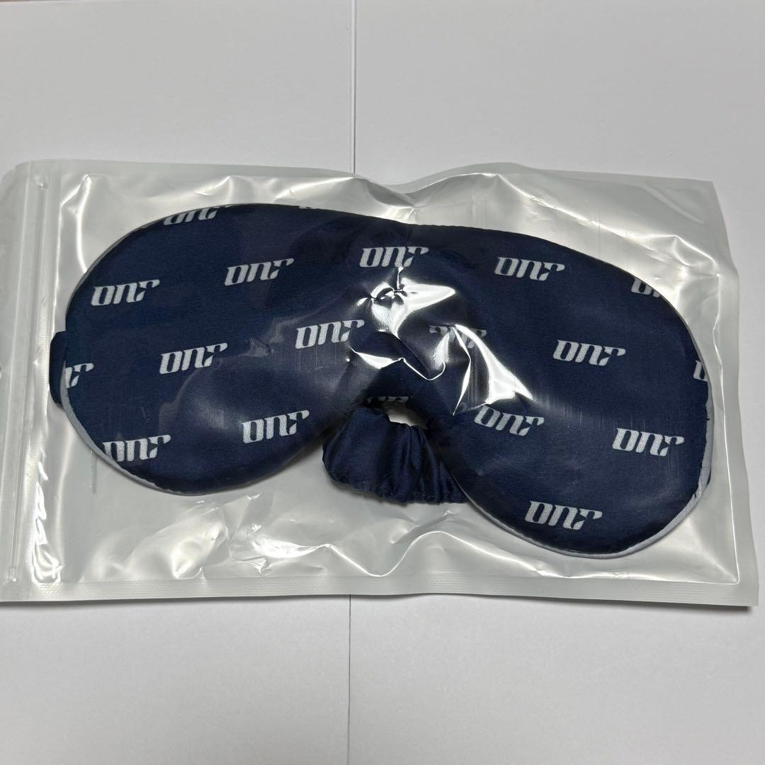 

[USED] ONF Japan Pencon Premium Seat Bonus Eye Mask