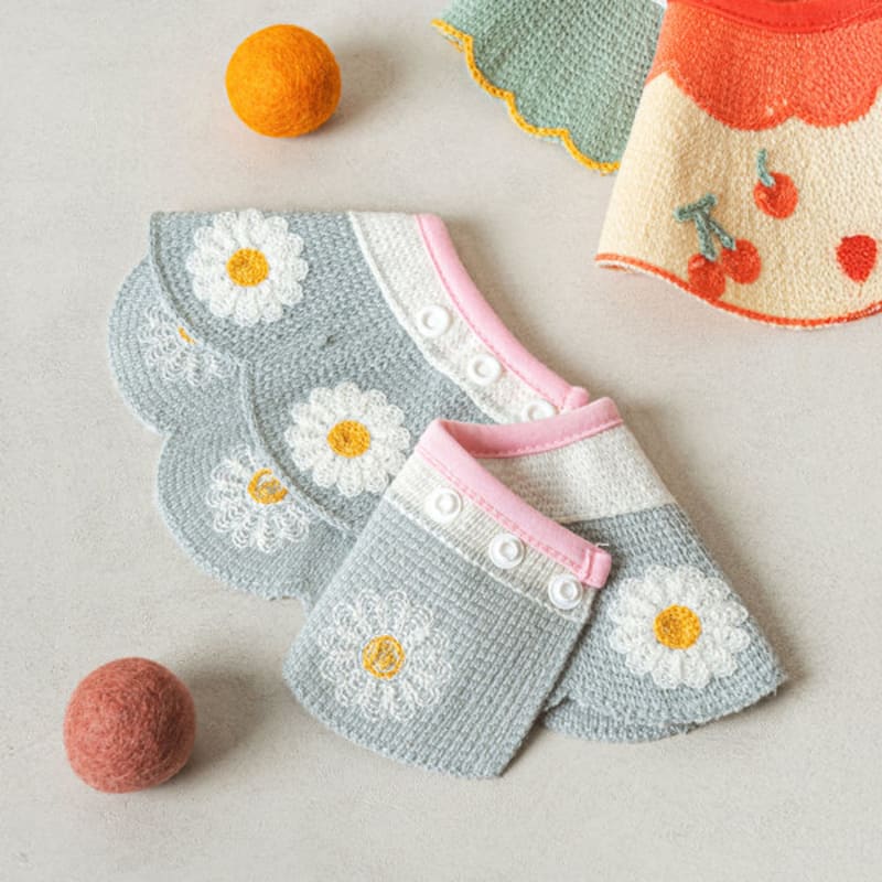 [Zwierzę] Dzianinowa peleryna