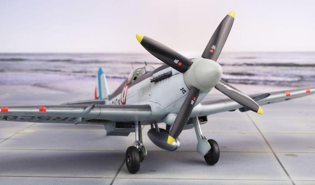 Special Hobby 1/48 French Supermarine Seafire Mk.15 Plastic Model SH48125n