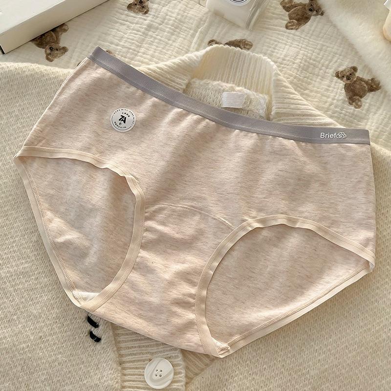 Plus Size Lady Spring and Autumn Cotton 7A Antibacterial Extended Crotch Middle Waist Triangle Briefs