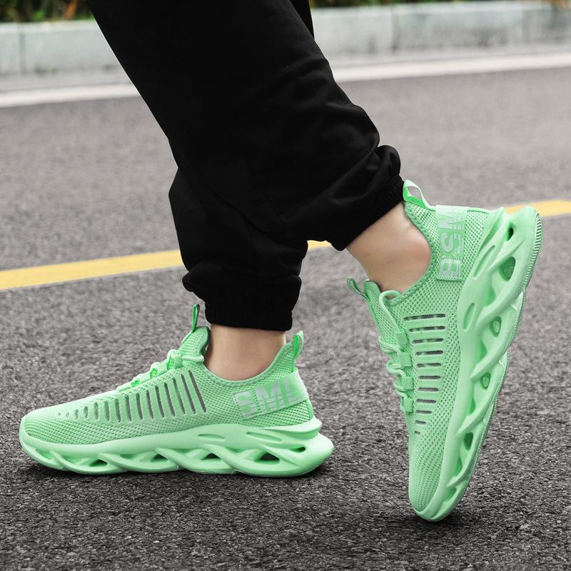 Sports Shoes Men's Breathable Fly Woven Men's Shoes Fried Dough Twists Soles Hollow Thick Soles Large Casual Shoes