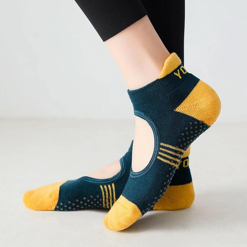 Women Backless Pilates Socks Towel Bottom Breathable Anti Slip Yoga Socks Ballet Dance Sports Socks Fitness Gym