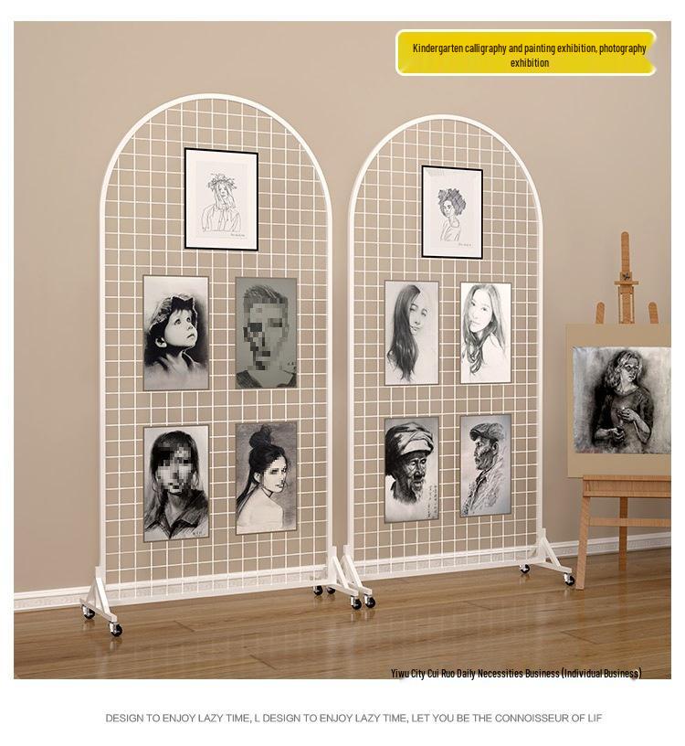 Mobiler Eisen-Gitter-Regal-Display-Ständer mit Haken