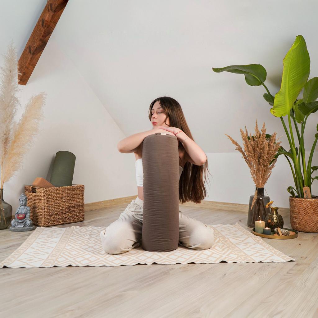 Buckwheat Yoga Bolster, Cocoa