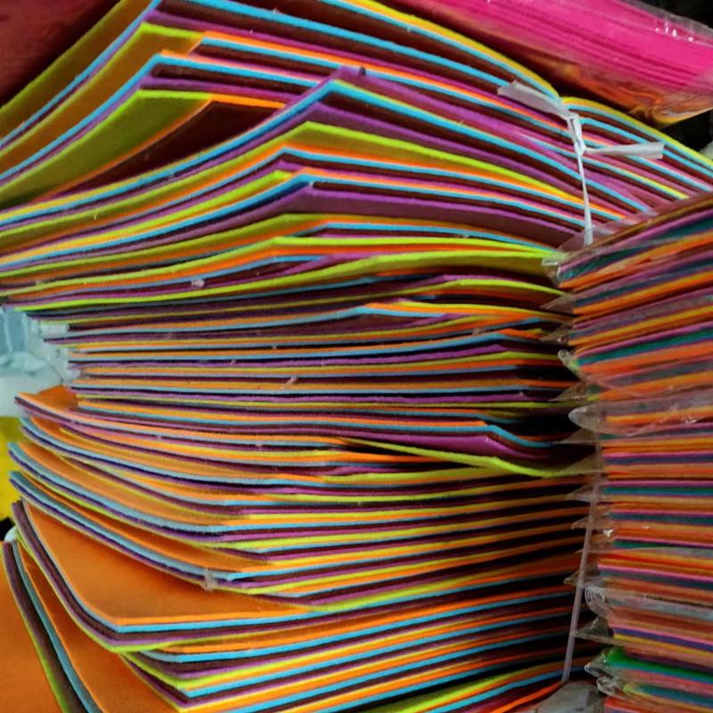 1mm mehrfarbiges Vliesstoff - 40 Farbtöne für Kindergarten-Bastelprojekte & Handarbeiten