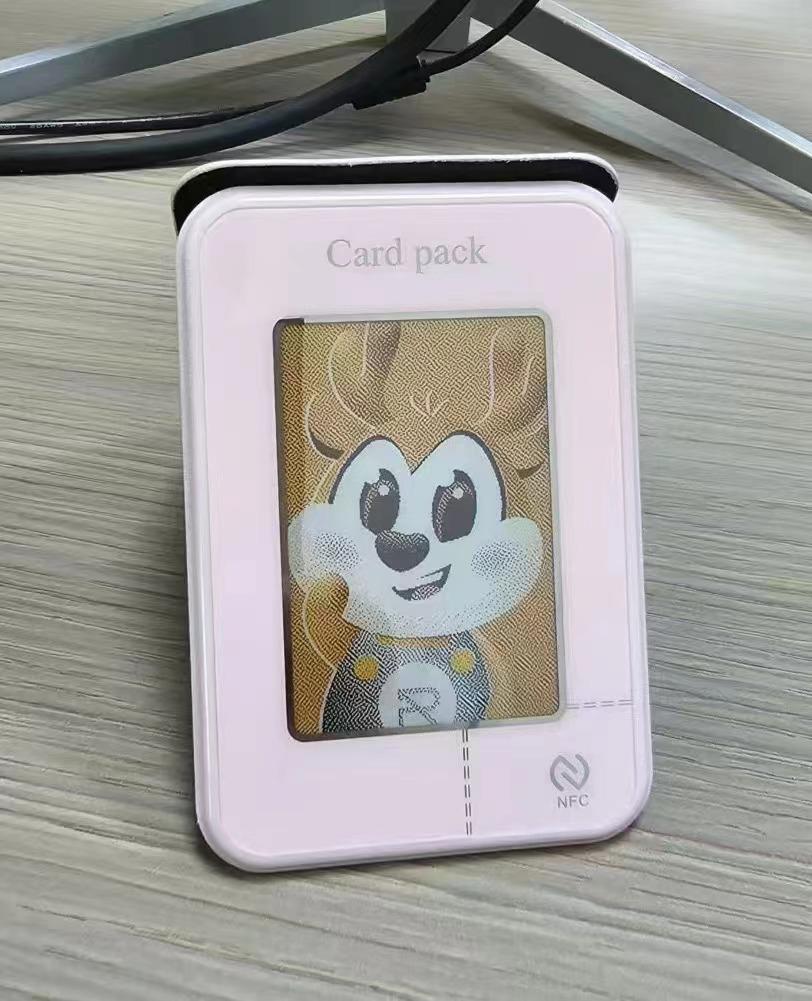 

Multicolor E-Ink Screen Card Holder & Stand with Magnetic Projection for iPhone and Android Phones розовый