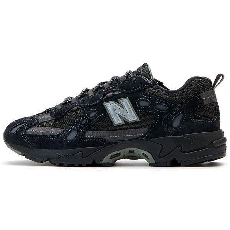 

Черные кроссовки унисекс New Balance Thisisneverthat x 827 ML827KTV