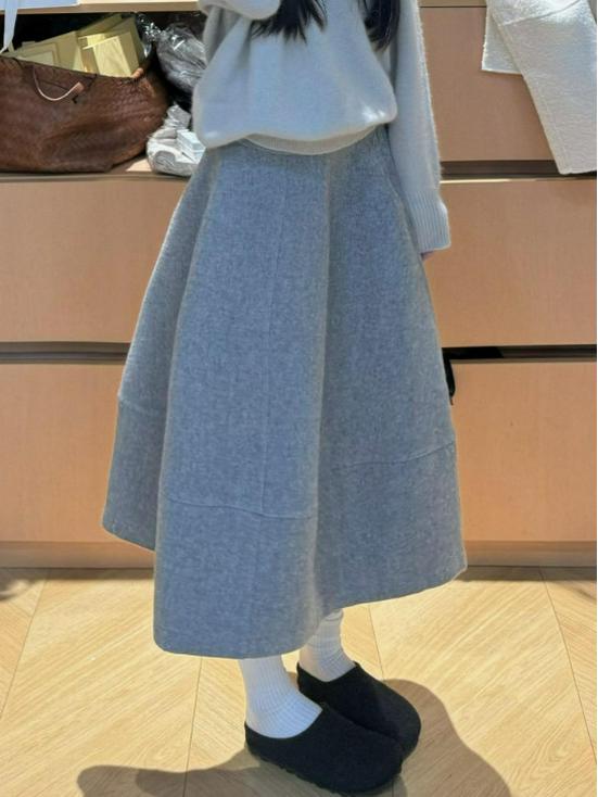 Korean A-Line Grey Wool Knitwear & Half Skirt Set - 2025 Autumn/Winter Collection
