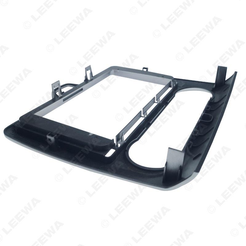 9-Inch Ford Focus Audio Faceplate Conversion Kit (Old To New, Manual/Automatic)