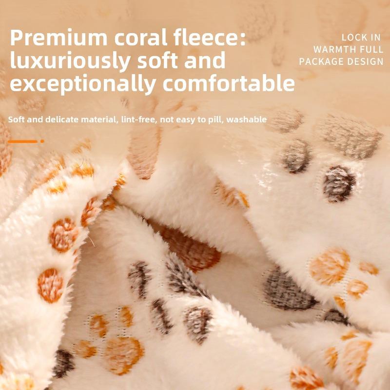 Winter Pet Blanket - Coral Fleece Footprint - Dog Sleeping Pad - Comfortable and Warm Dog Kennel Pad - Small and Medium-sized Pet Quilt
