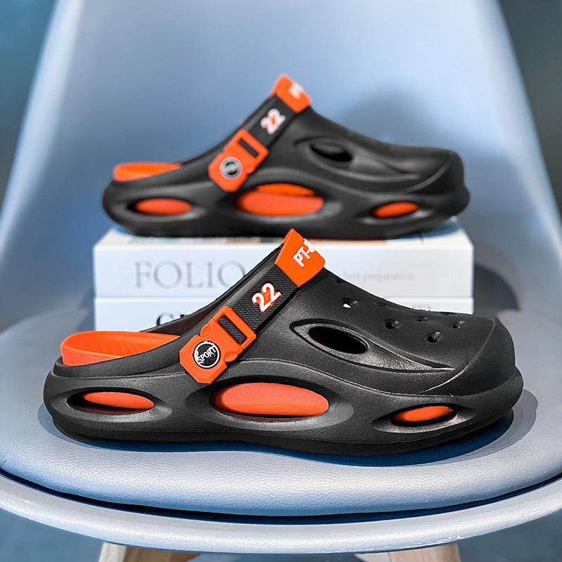 Sandals men's hole shoes light breathable beach shoes driving casual two wear slippers men's bag head shoes