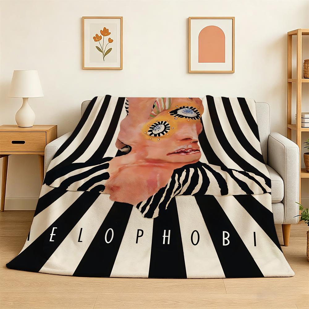 Pop Rock Band Cage The Elephant Throw 240g Flannel Blanket Lightweight Soft Skin-friendly Summer Thin Throw Blanket 75X95CM