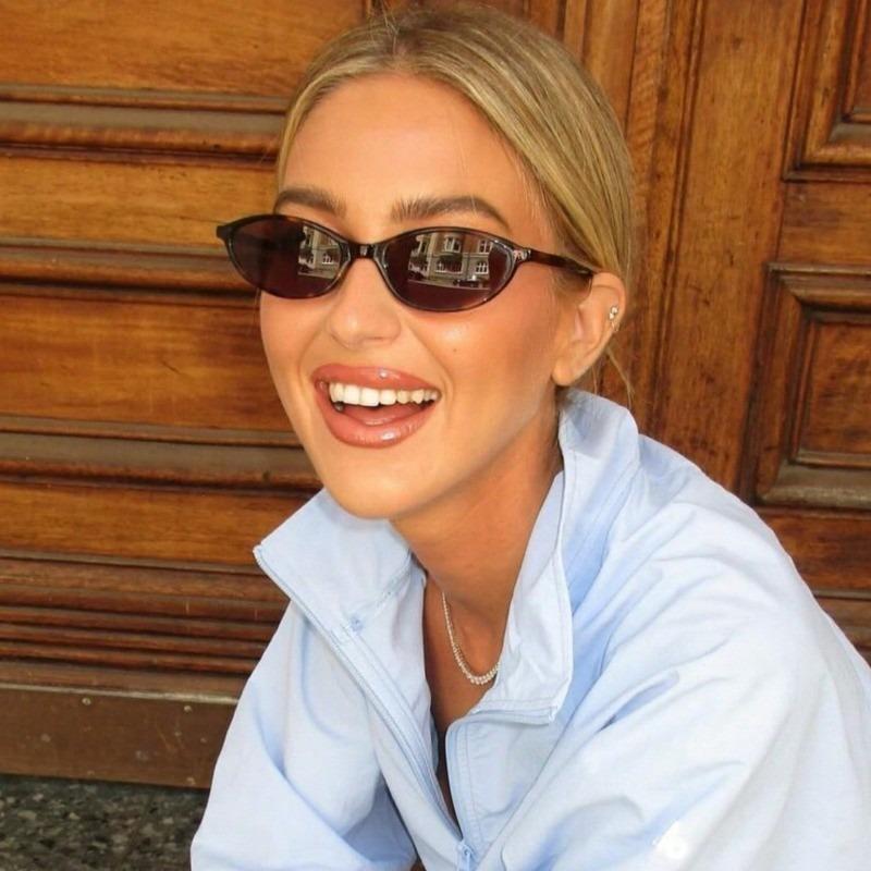 New Retro Oval Small Frame Fashionable Women's Glasses Fashionable High-end Casual Street Pography Glasses