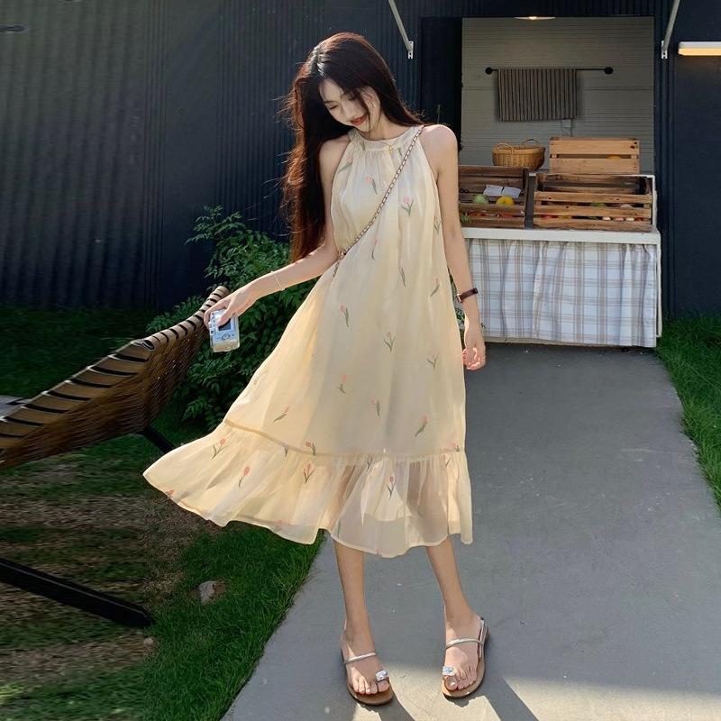 French temperament off-the-shoulder neck floral dress women's summer sweet and gentle wind loose and thin beach medium and long dress