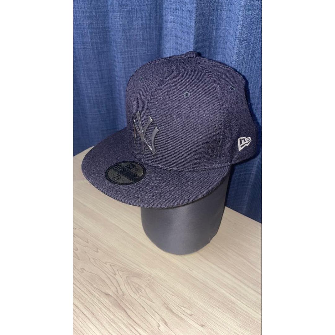 Used New Era Metal Logo Metal Yankees Baseball Cap 59.6